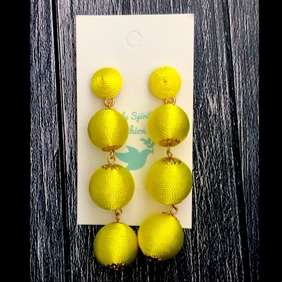 “Yellow Sun” Earrings - Picture 2 of 2